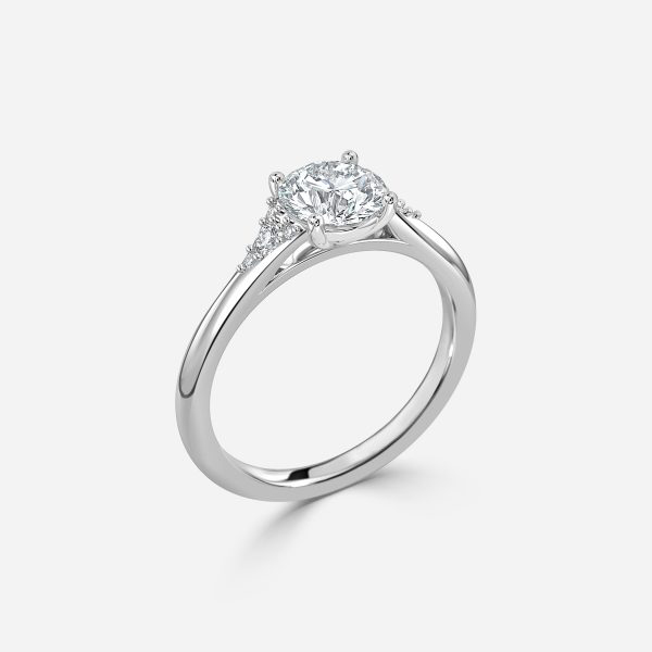 2 carat round shaped engagement ring set